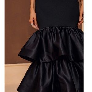 Luxe V-Neck Backless Ruffle Hem Evening Dress | ULZZANG BELLA main image 1